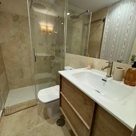 Apartamento De Lujo En Valle Del Este Golf Y Terraza Con Vistas Al Lago, Agv2 Vera