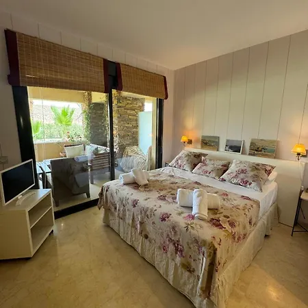 Apartamento De Lujo En Valle Del Este Golf Y Terraza Con Vistas Al Lago, Agv2 Apartment *