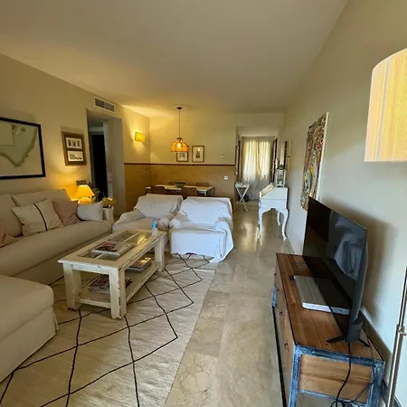 Apartamento De Lujo En Valle Del Este Golf Y Terraza Con Vistas Al Lago, Agv2 Vera